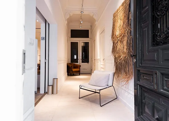 Cosy Nock ! Little Gem At City Center With Large Terrace !